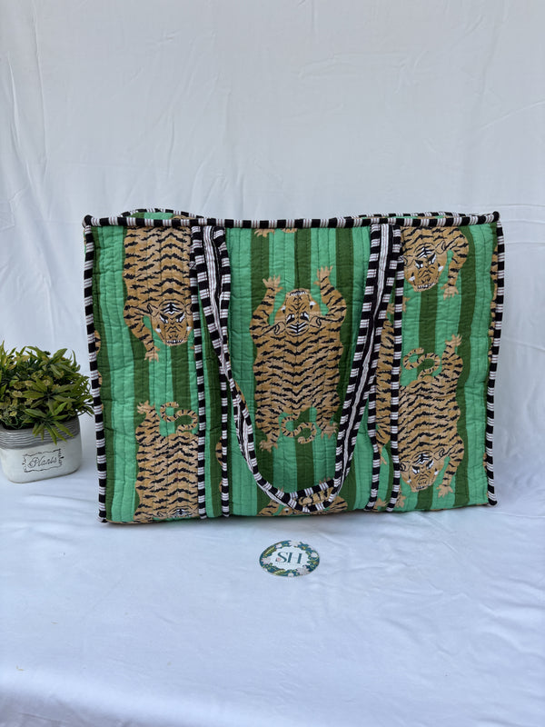 Tote Bags /Beach Bags with ZIPPER