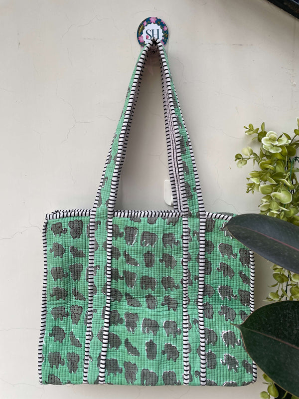 Tote Bags /Beach Bags with ZIPPER